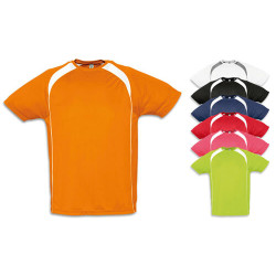 T-shirt in poliestere effetto traspirante T-shirt in poliestere effetto traspirante