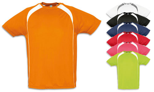 T-shirt uomo in poliestere effetto traspirante T-shirt uomo in poliestere effetto traspirante